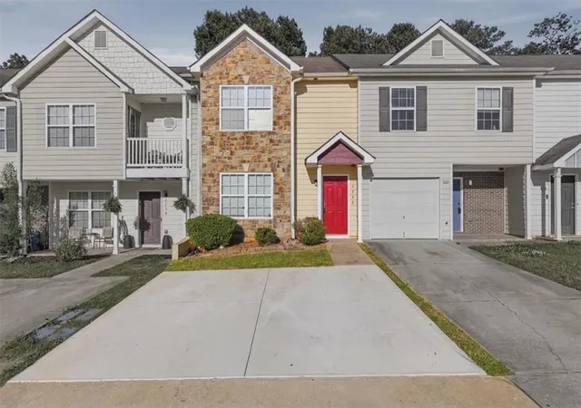 2nd image of 1732 Old Dogwood, Jonesboro, GA 30238 | MLS# 7757640