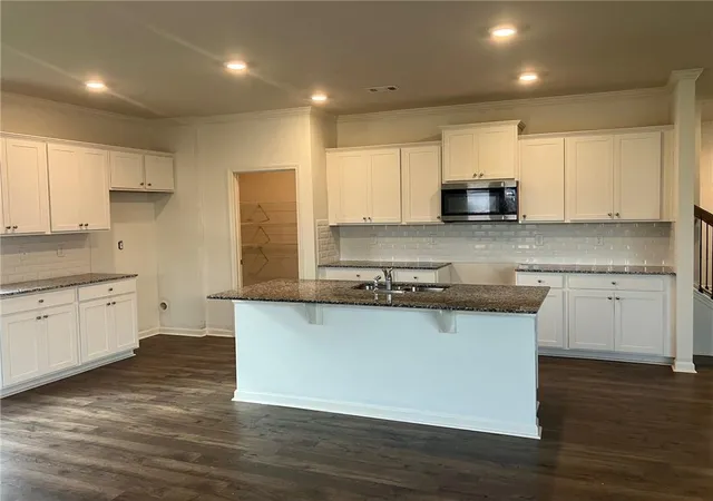 Photo 3 of Single family home for sale at 4181 Oakhurst Dr, Fairburn, GA 30213 | MLS# 7803241 | Listing updated on 2026-09-21