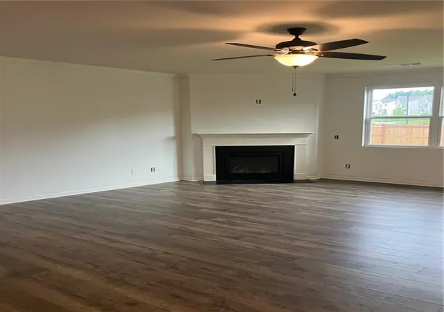 Photo 4 of Single family home for sale at 4181 Oakhurst Dr, Fairburn, GA 30213 | MLS# 7803241 | Listing updated on 2026-09-21