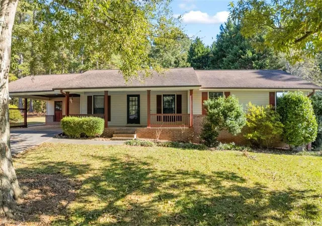 Photo 1 of Single family home for sale at 871 Whispering Way, Winder, GA 30680 | MLS# 7857557 | Listing updated on 2026-10-22