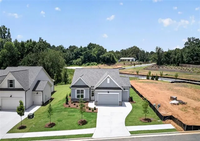 Photo 4 of Single family home for sale at 2019 Oconee Blf Dr, Athens, GA 30601 | MLS# 7811655 | Listing updated on 2026-09-09