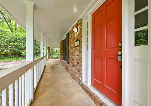 Photo 3 of Single family home for sale at 1767 Grandeus Ln, Stone Mountain, GA 30087 | MLS# 7762562 | Listing updated on 2026-09-30