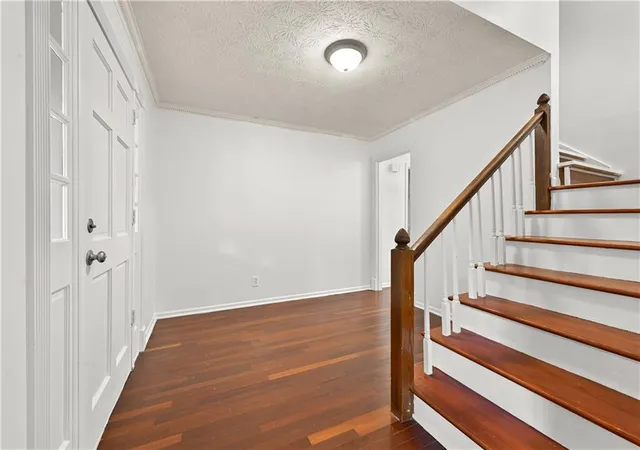 Photo 4 of Single family home for sale at 1767 Grandeus Ln, Stone Mountain, GA 30087 | MLS# 7762562 | Listing updated on 2026-09-30