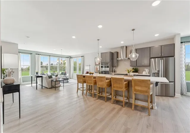 4th image of 316 Skylar Ct SE, Atlanta, GA 30315