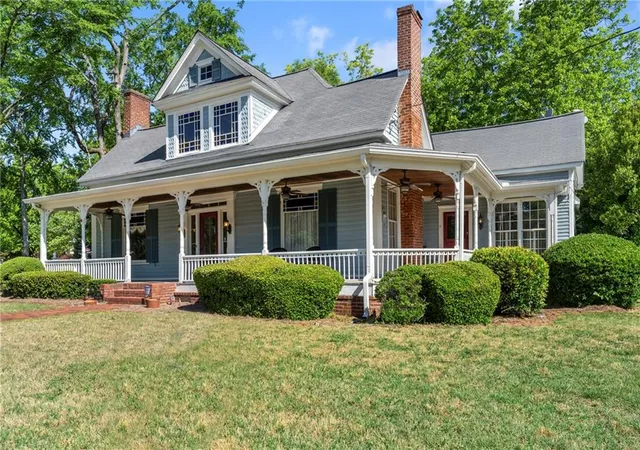 3rd image of 1019 College Ave Nw, Conyers, GA 30012 | MLS# 7765648