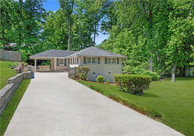 image of 1942 Kenwood Rd Se, Smyrna, GA 30082 | MLS# 7766470