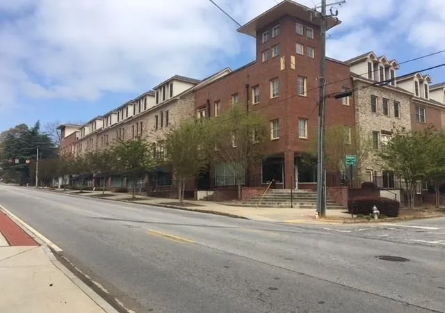 3rd image of 1285 Nw Memorial Dr Se, Atlanta, GA 30317 | MLS# 7720826