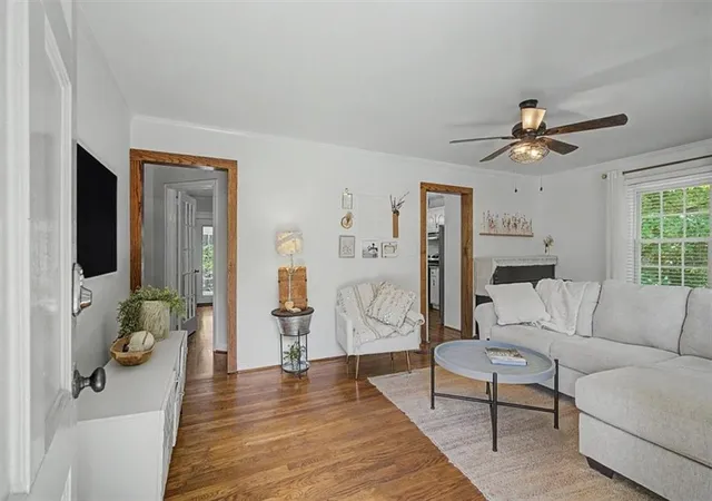 image of 1005 Ridgecrest Dr Se, Smyrna, GA 30080 | MLS# 7768829