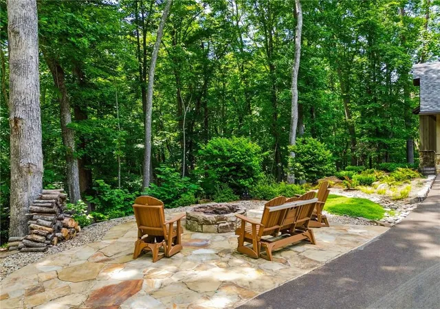 2nd image of 427 Greystone Tr, Ellijay, GA 30536 | MLS# 7794631