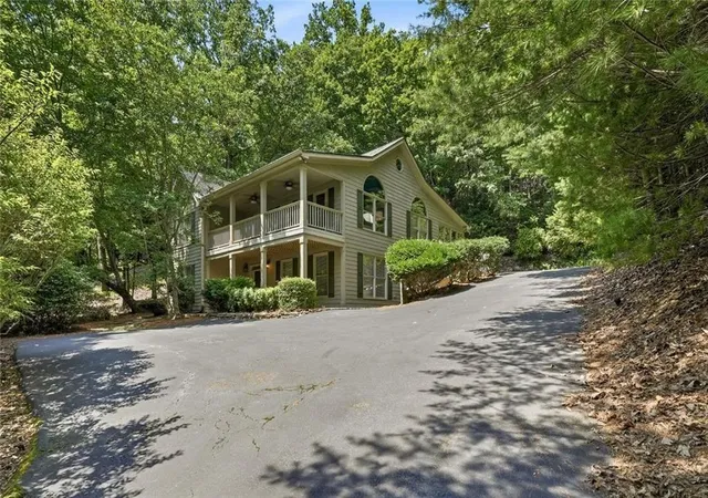 2nd image of 1121 Woodland Tr, Jasper, GA 30143 | MLS# 7787834