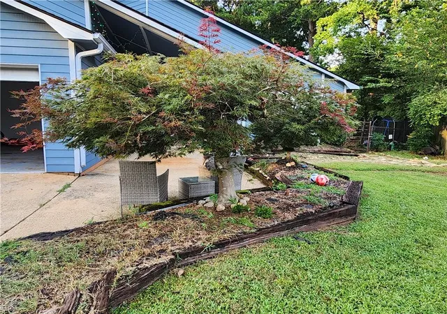 Photo 3 of Single family home for sale at 715 Babbling Crk Pl, Johns Creek, GA 30022 | MLS# 7816187 | Listing updated on 2026-08-28
