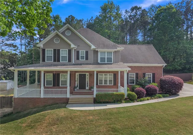Homes for sale in Buford, GA | 3633 Elinburg Cove Trl, Buford, GA 30519 | MLS# 7780401