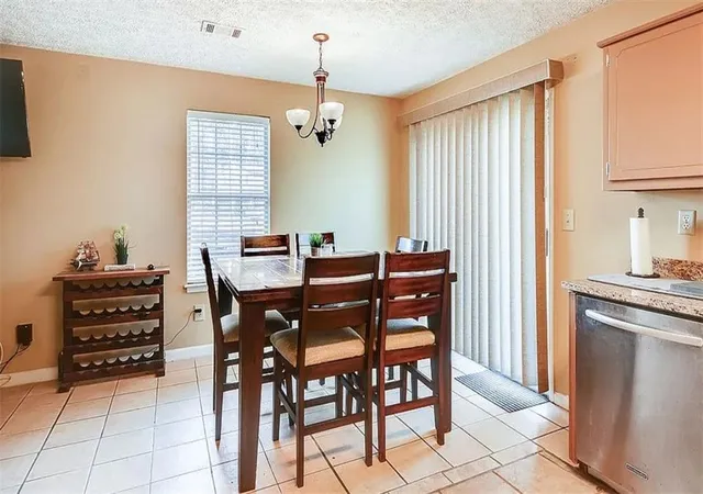 4th image of 5913 Summerglen Ln, Atlanta, GA 30349 | MLS# 7816660
