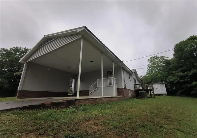 Photo 2 of Sale Pending at 89 Murray Springs Rd, Chatsworth, GA 30705 | MLS# 7775537 | Listing updated on 2026-09-11