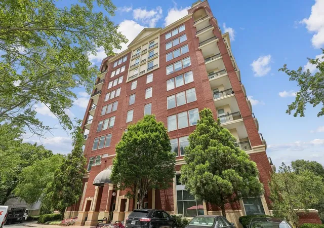 Homes for sale in Atlanta, GA | 3820 Roswell Rd Ne #308, Atlanta, GA 30342 | MLS# 7760263