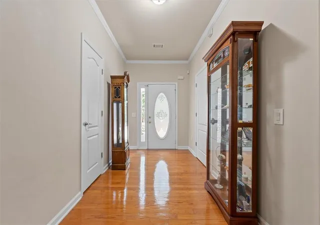 Photo 3 of Single family home for sale at 311 Crossroads Dr, Social Circle, GA 30025 | MLS# 7806748 | Listing updated on 2026-09-24