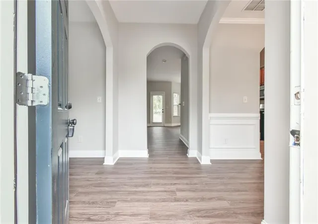 Photo 3 of Single family home for sale at 3633 Fallen Oak Dr, Buford, GA 30519 | MLS# 7780395 | Listing updated on 2026-09-30