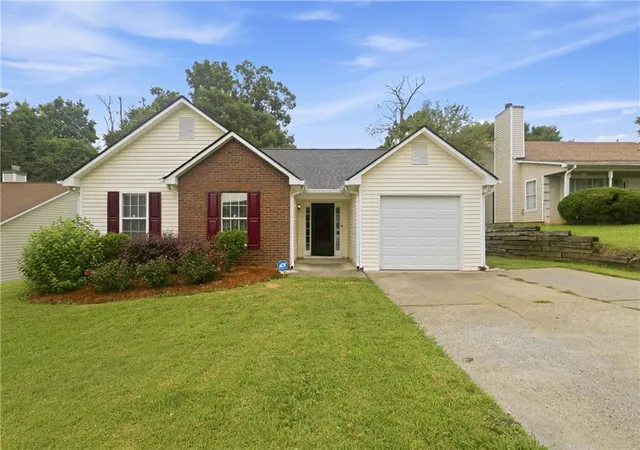 Homes for sale in Jonesboro, GA | 1014 Maple Leaf Rdg, Jonesboro, GA 30238 | MLS# 7785572