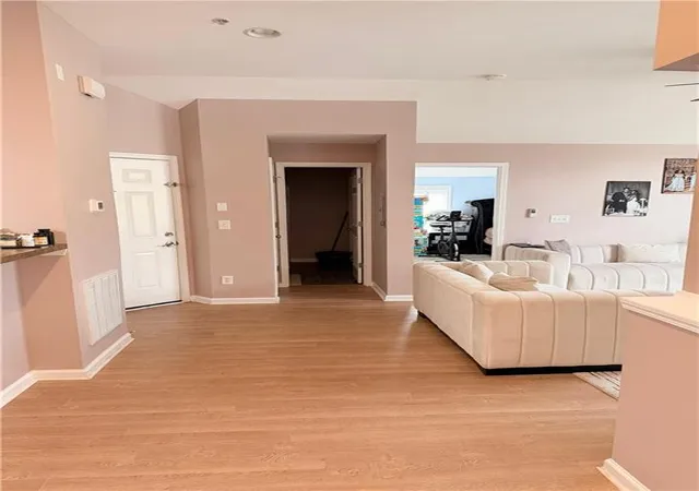 3rd image of 1436 Orchard Park Dr, Stone Mountain, GA 30083 | MLS# 7770324