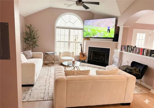 5th image of 1436 Orchard Park Dr, Stone Mountain, GA 30083 | MLS# 7770324