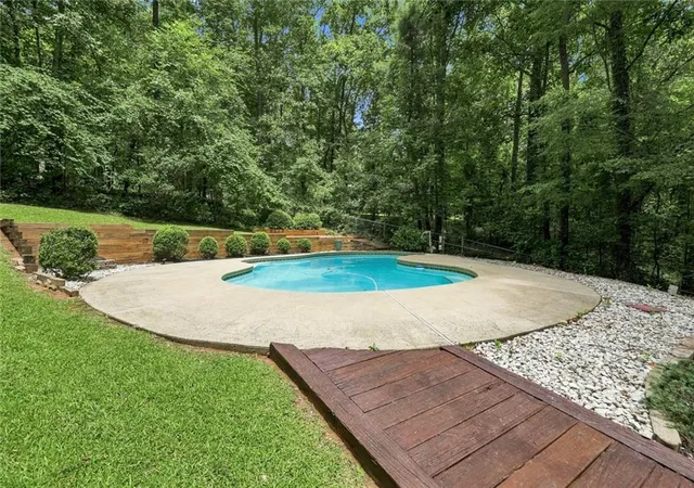 Photo 2 of Single family home for sale at 10870 Shallowford Rd, Roswell, GA 30075 | MLS# 7807721 | Listing updated on 2026-08-03