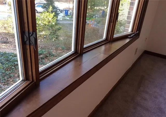 Photo 3 of Townhouse for sale at 7090 Williamsburg Dr, Riverdale, GA 30274 | MLS# 7808860 | Listing updated on 2026-09-02