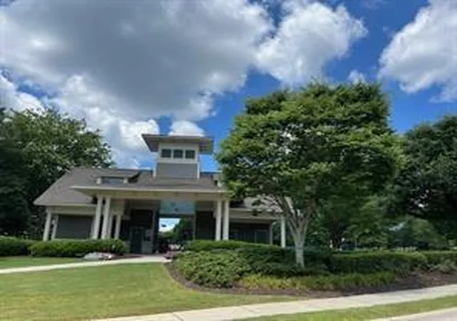 Photo 3 of Sale Pending at 4864 Grandview Ct, Flowery Branch, GA 30542 | MLS# 7528042 | Listing updated on 2026-09-23