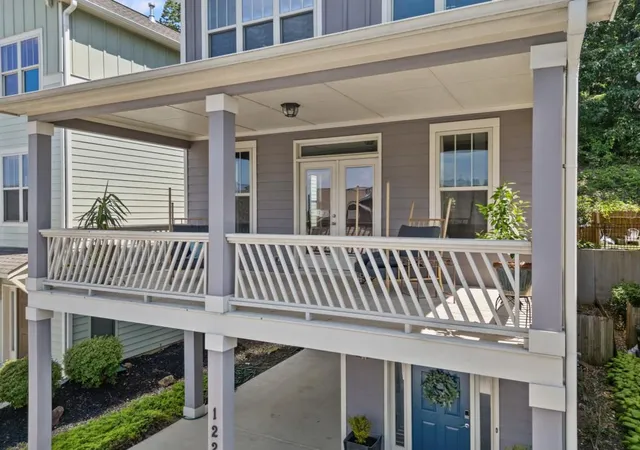 2nd image of 1229 Ridenour Ln, Kennesaw, GA 30152 | MLS# 7821600