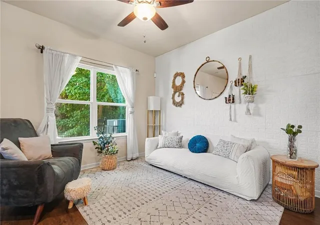2nd image of 209 Highwood Ln, Atlanta, GA 30344 | MLS# 7823241