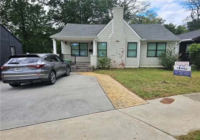 Photo 1 of Single family home for sale at 430 Chappell Rd Nw, Atlanta, GA 30318 | MLS# 7808613 | Listing updated on 2026-08-25