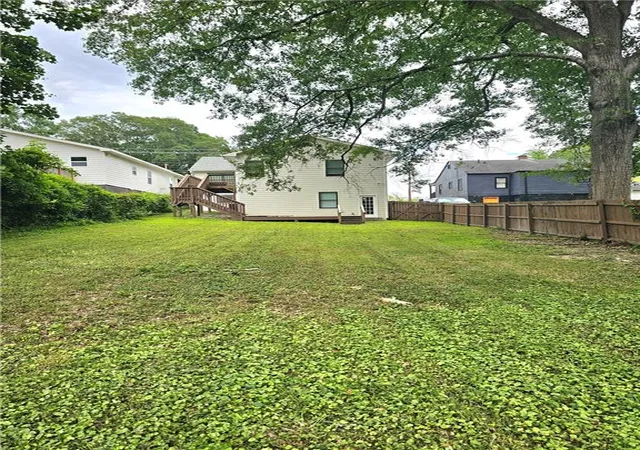 Photo 4 of Single family home for sale at 430 Chappell Rd NW, Atlanta, GA 30318 | MLS# 7808613 | Listing updated on 2026-08-25