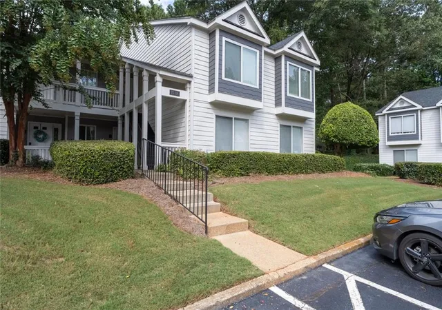 2nd image of 17 Little Silver Ct Se #17, Smyrna, GA 30080 | MLS# 7826389