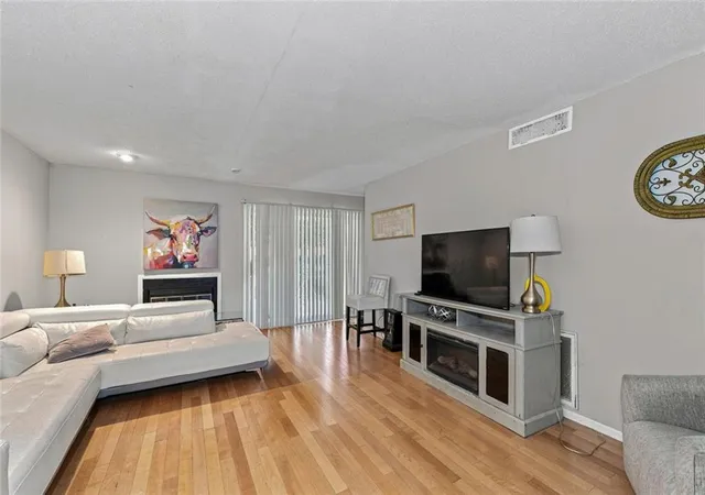 4th image of 17 Little Silver Ct Se #17, Smyrna, GA 30080 | MLS# 7826389