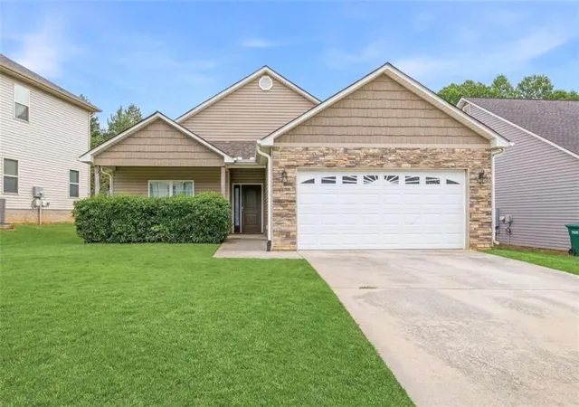 2nd image of 540 Highland Pointe Dr, Alto, GA 30510 | MLS# 7820165