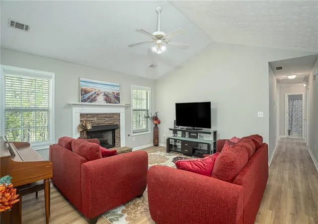 3rd image of 170 Belmont Cir, Covington, GA 30016 | MLS# 7741725