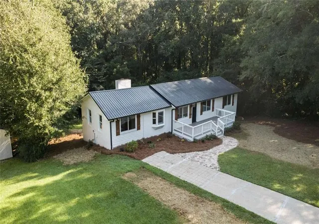 1st image of 930 Honeysuckle Trl, Winder, GA 30680 | MLS# 7822611