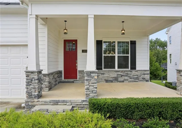 2nd image of 895 Samples Ln Nw, Atlanta, GA 30318 | MLS# 7807461