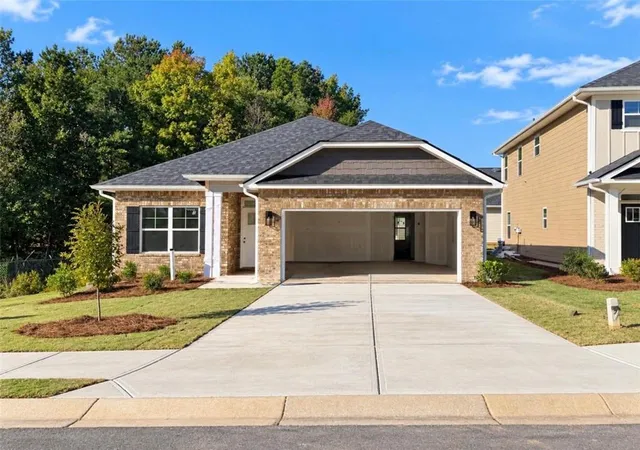Photo 1 of Single family home for sale at 102 Laney Dr, Carrollton, GA 30117 | MLS# 7860074 | Listing updated on 2026-10-28