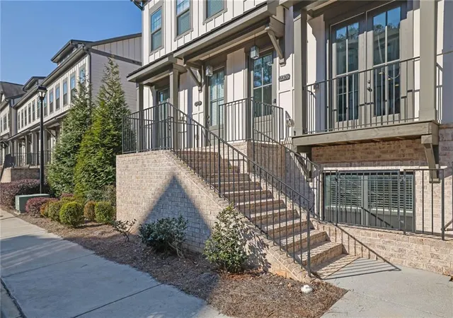 4th image of 2376 Provence Park Wy, Decatur, GA 30033 | MLS# 7752497