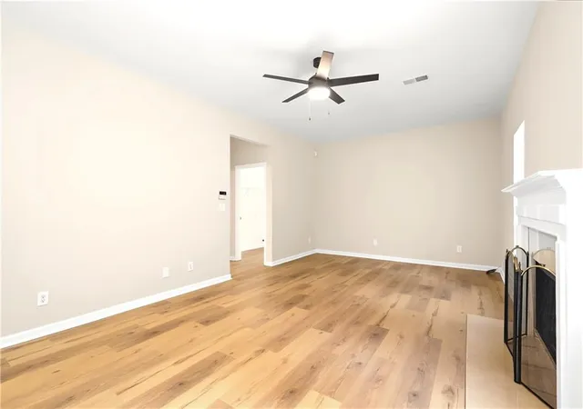 4th image of 5363 Knights Lndg, Ellenwood, GA 30294 | MLS# 7809342