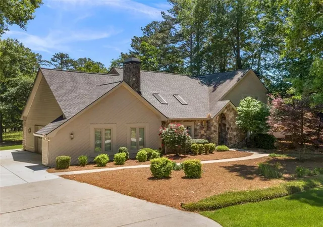 2nd image of 2332 Benji Blvd, Conyers, GA 30013 | MLS# 7797336