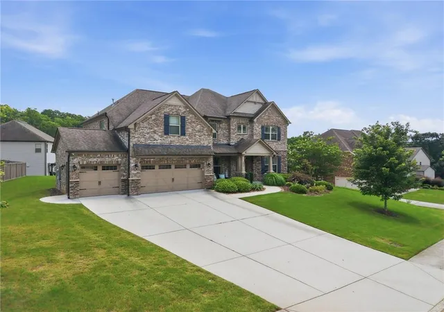 4th image of 4863 Highland Wood Dr, Auburn, GA 30011 | MLS# 7798960