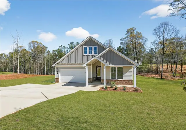 Homes for sale in Mansfield, GA | 65 Cooper Dr, Mansfield, GA 30055 | MLS# 7626396