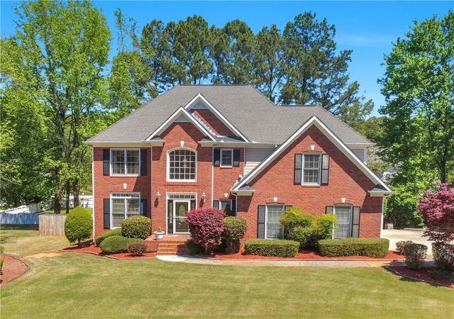 1st image of 2354 Brentmoore Pt, Conyers, GA 30013 | MLS# 7752634