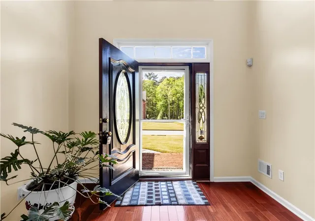 3rd image of 2354 Brentmoore Pt, Conyers, GA 30013 | MLS# 7752634