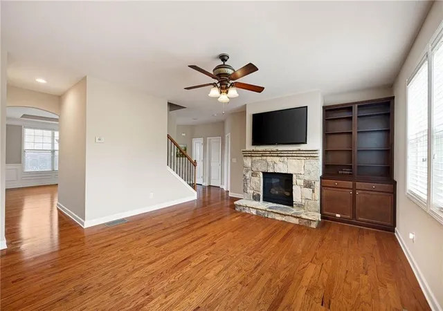 5th image of 440 Cranbrooke Cir, Suwanee, GA 30024 | MLS# 7779920