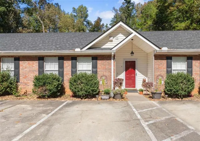 Photo 1 of Condo for sale at 4059 Hidden Holw Dr, Gainesville, GA 30506 | MLS# 7858696 | Listing updated on 2026-10-28