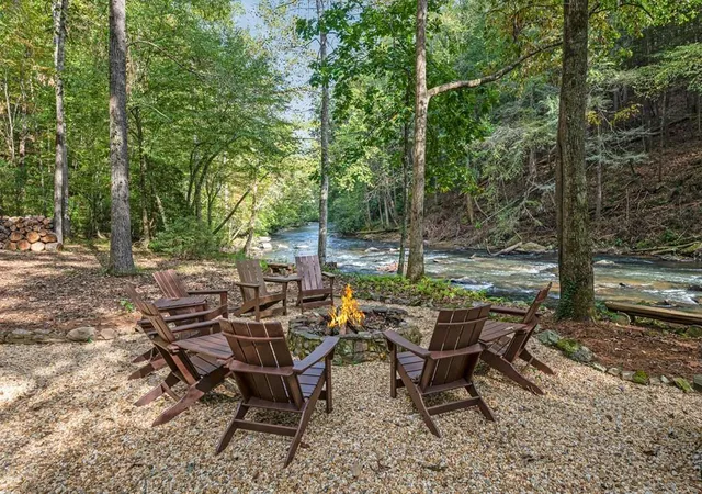 2nd image of 325 Whitewater Falls Trl, Ellijay, GA 30540 | MLS# 7816422