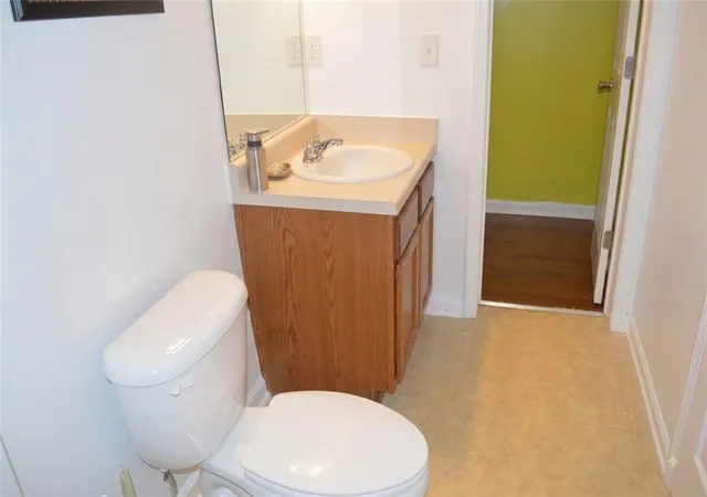 Photo 3 of Townhouse for sale at 1473 Knights Trl, Stone Mountain, GA 30083 | MLS# 7819916 | Listing updated on 2026-08-13