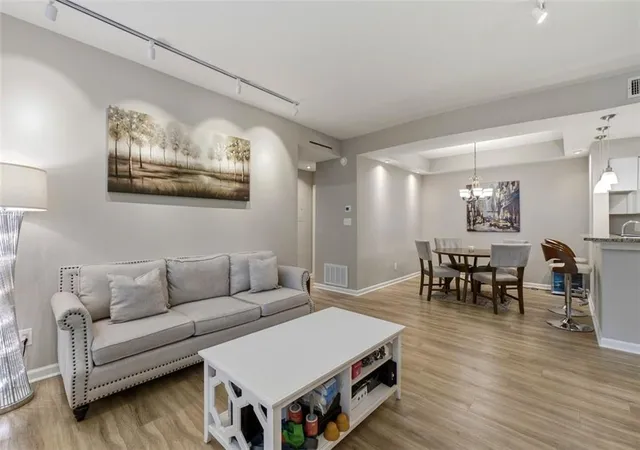 5th image of 240 Renaissance Pkwy Ne #102, Atlanta, GA 30308 | MLS# 7805789